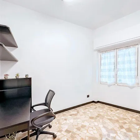 Apartment Private Parking A Due Passi Dalla Stazione *